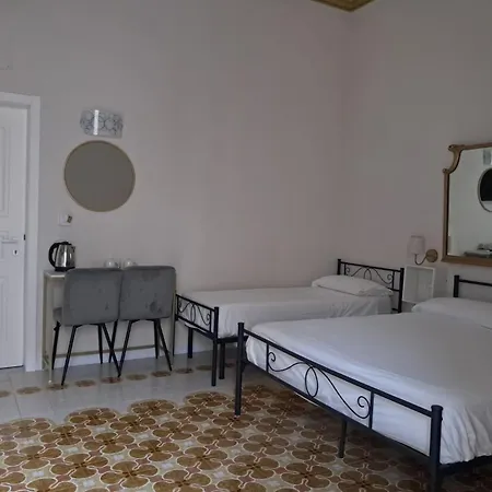 Asmundo Palace & Panzió