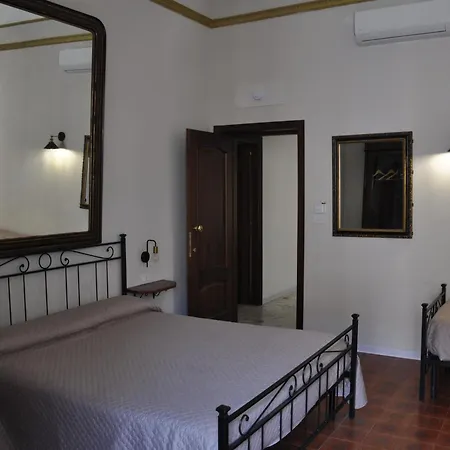 Panzió Asmundo Palace & 4*